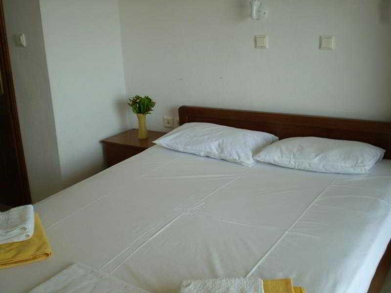 Apartament Dolphins House Kinira Zewnętrze zdjęcie