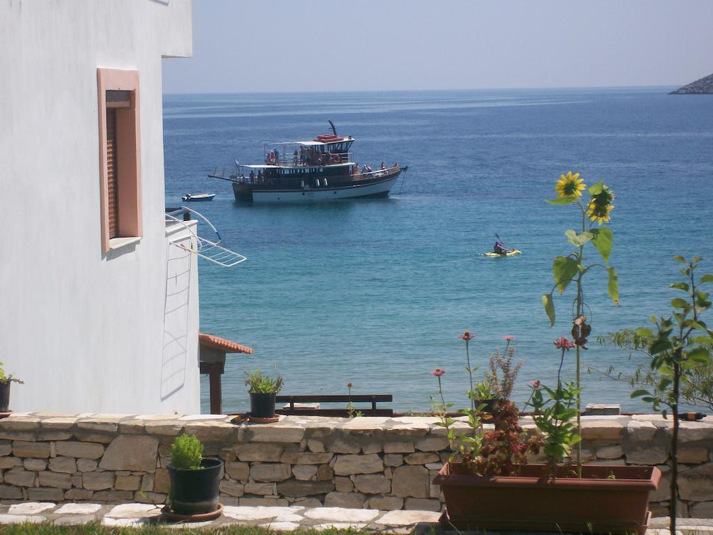 Apartament Dolphins House Kinira Zewnętrze zdjęcie
