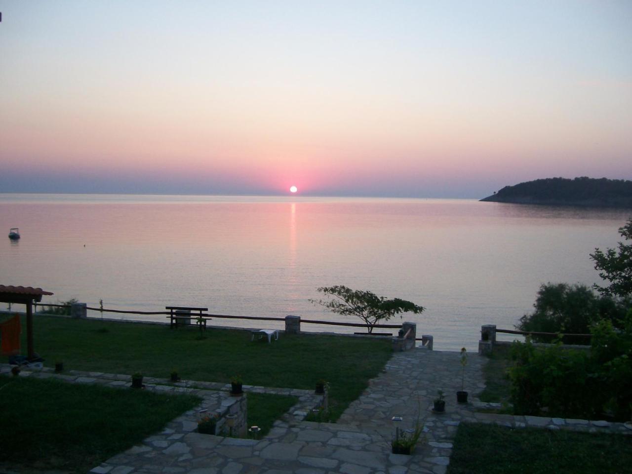 Apartament Dolphins House Kinira Zewnętrze zdjęcie
